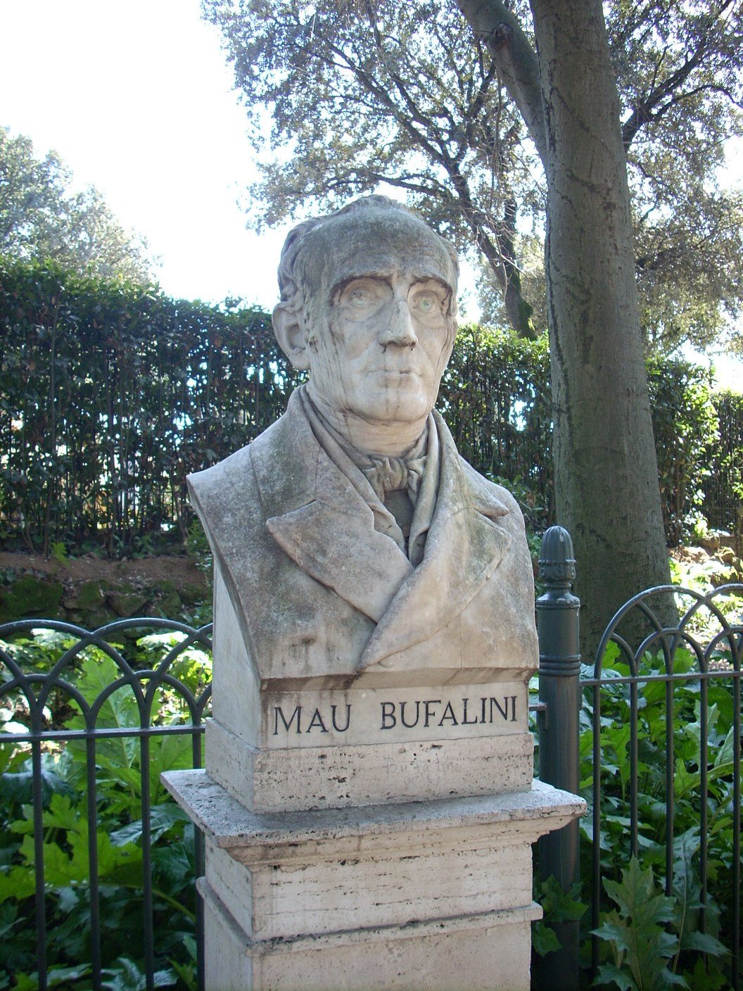 Maurizio Bufalini's bust, Pincio, Rome (2).JPG